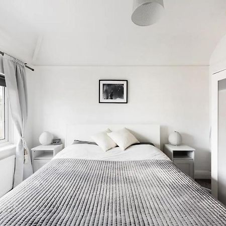 The Film Studio Appartement 5 Min To Harry Potter Watford  Exteriör bild