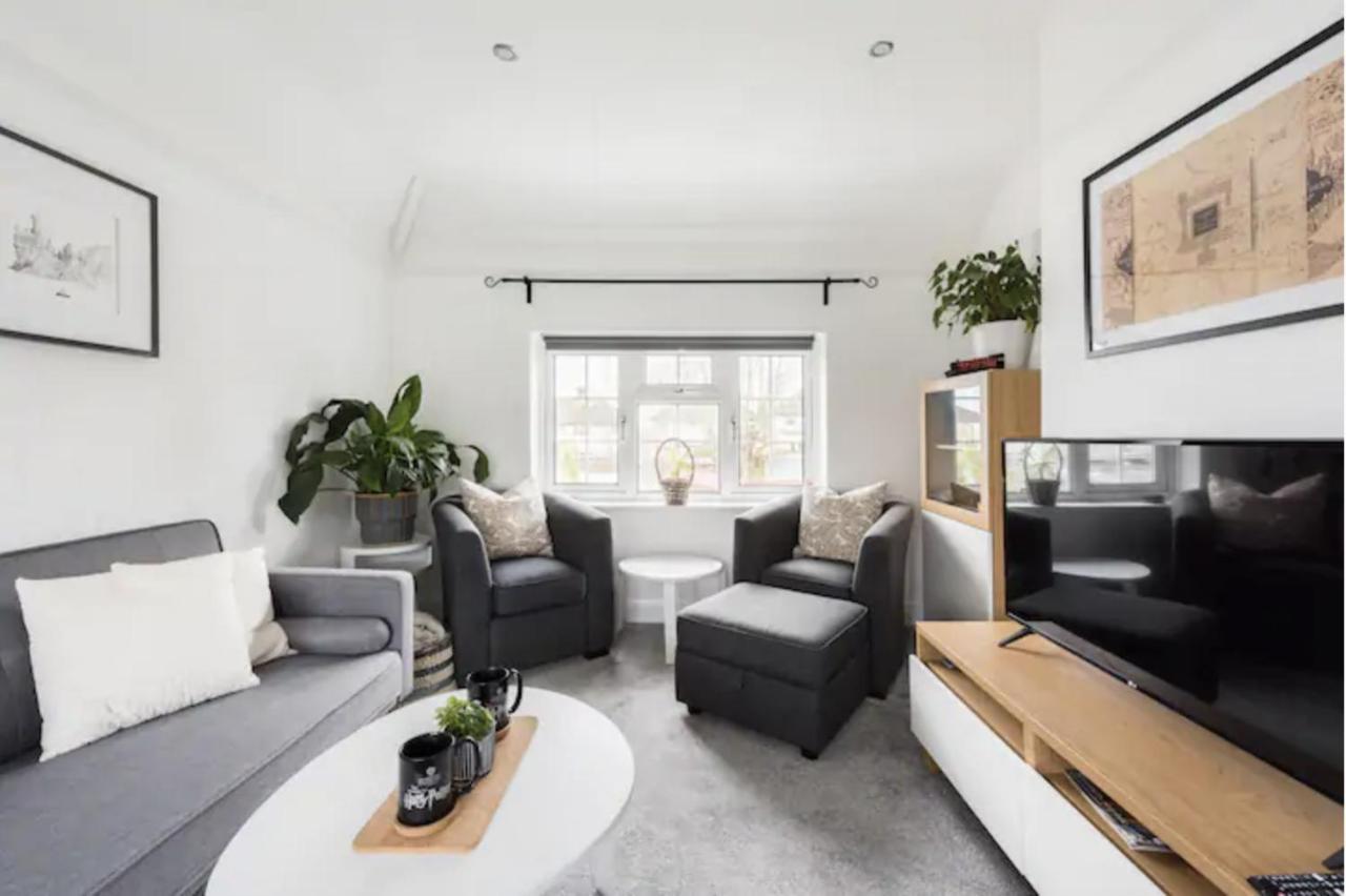 The Film Studio Appartement 5 Min To Harry Potter Watford  Exteriör bild