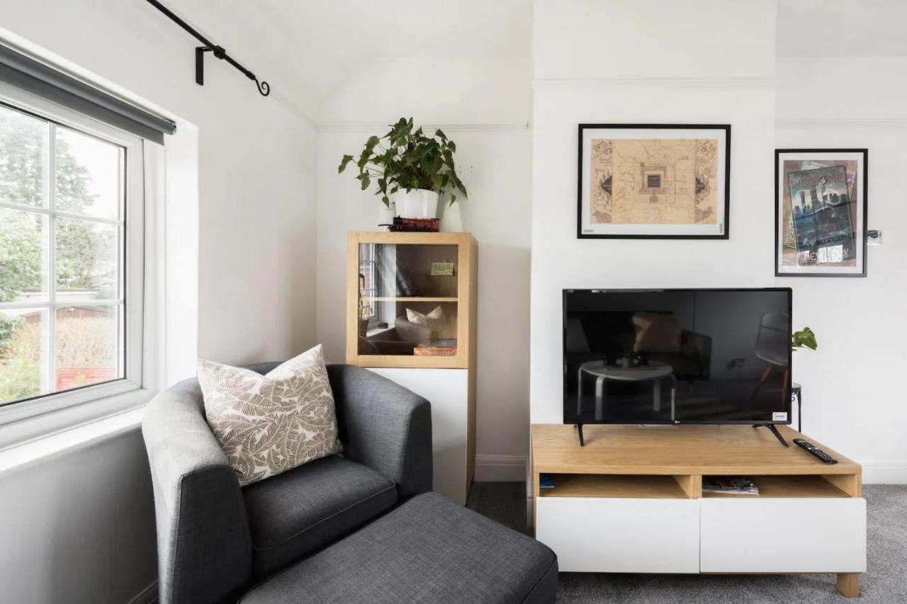 The Film Studio Appartement 5 Min To Harry Potter Watford  Exteriör bild