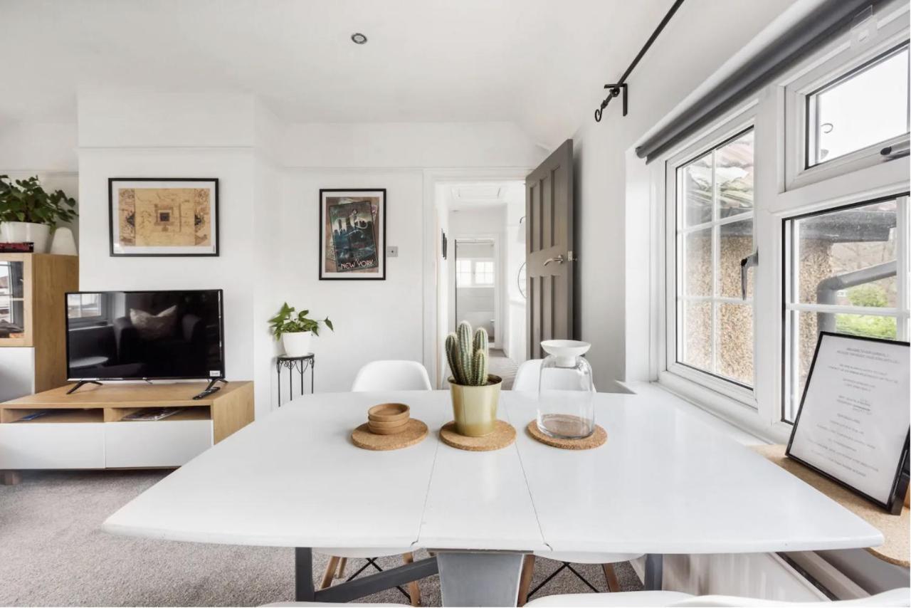The Film Studio Appartement 5 Min To Harry Potter Watford  Exteriör bild