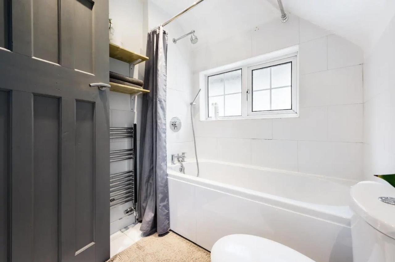 The Film Studio Appartement 5 Min To Harry Potter Watford  Exteriör bild